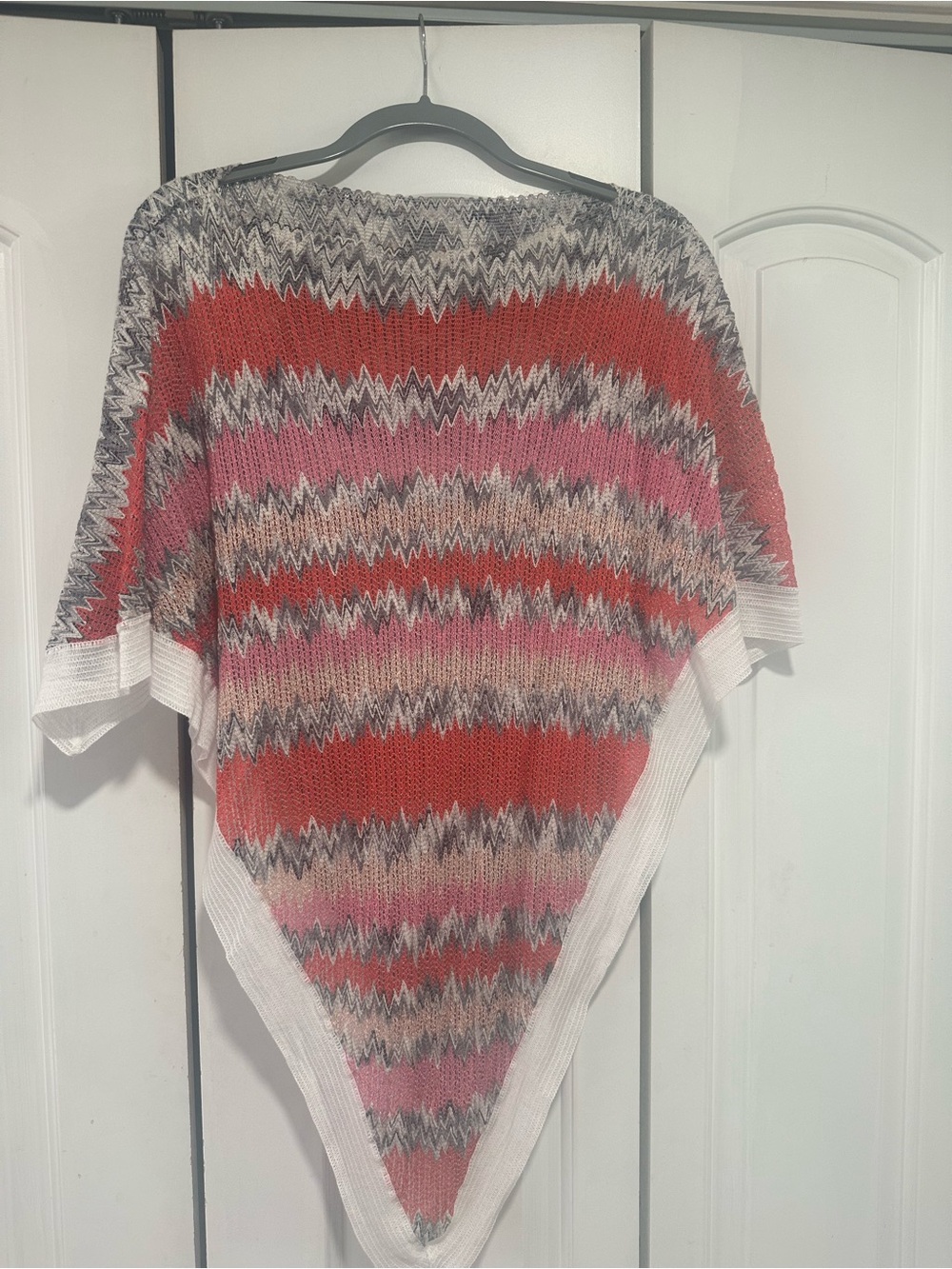 Womens Multicolor Zigzag Knit Sweater Poncho - Red & Pink